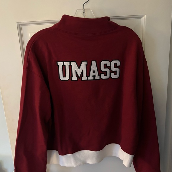 NWT UMASS Amherst Women's Sweatshirt - Picture 2 of 3